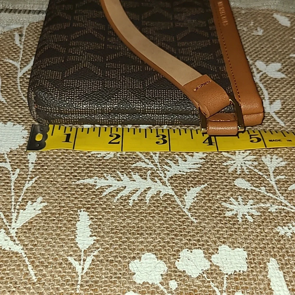 KORS Michael Kors reposhing this